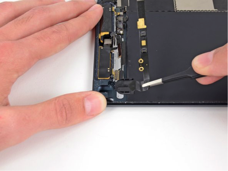 iPhone 6s plus Headphone Jack Replacement in Shillong